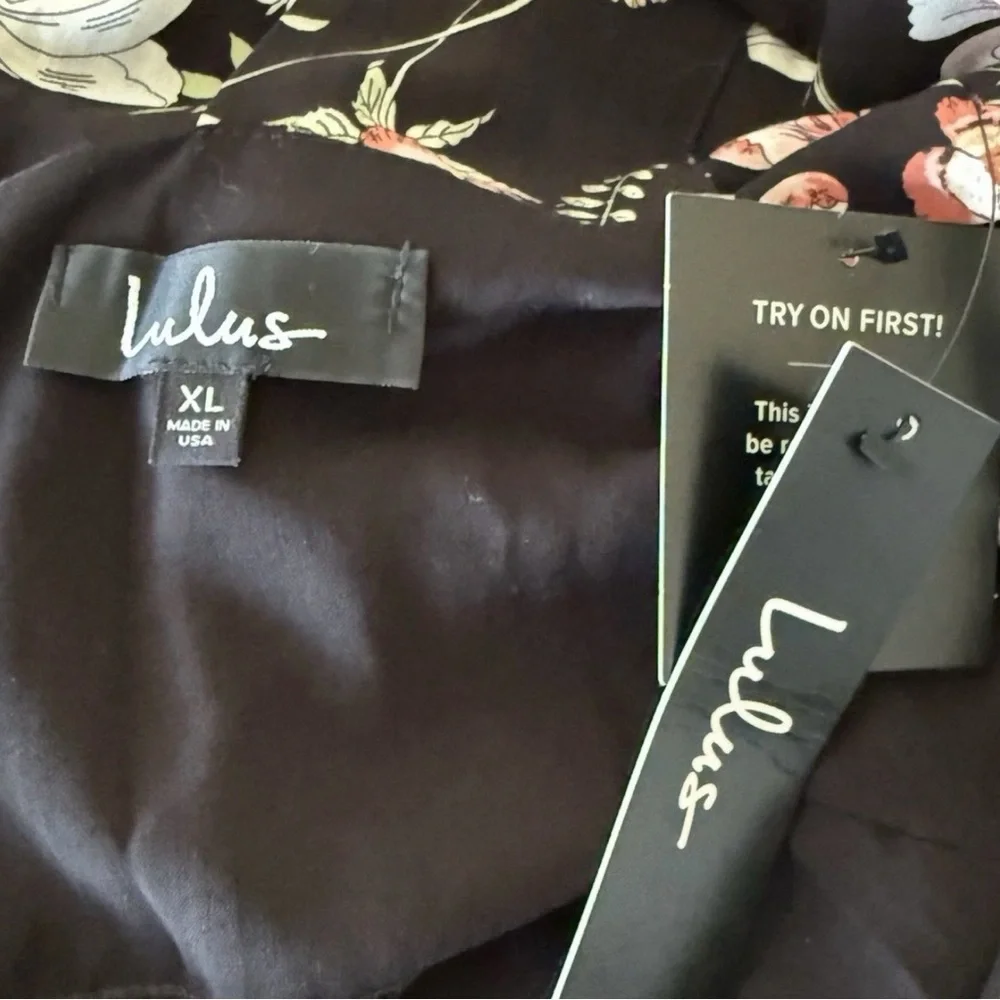 NWT Lulu's Black Floral Maxi Dress - Picture 5 of 8